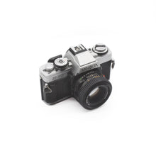 Load image into Gallery viewer, Minolta X-70 w/ 50mm f2 lens