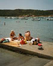 Load image into Gallery viewer, Olympus Trip 301