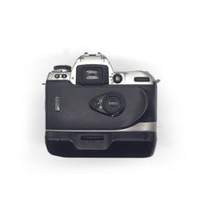 Load image into Gallery viewer, Nikon F80 w/ 50mm f1.8