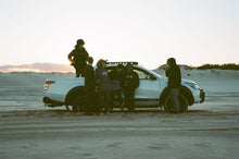 Load image into Gallery viewer, Minolta Riva Zoom 70 Date