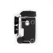 Load image into Gallery viewer, Mamiya C220 w/ 105mm f3.5 lens