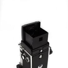 Load image into Gallery viewer, Mamiya C220 w/ 105mm f3.5 lens
