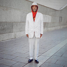 Load image into Gallery viewer, Mamiya C220 w/ 105mm f3.5 lens