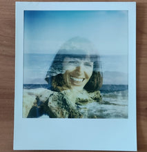 Load image into Gallery viewer, Polaroid Now Generation 2 i-Type Instant Camera (Red)
