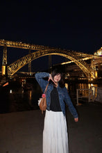 Load image into Gallery viewer, Nikon Coolpix L21 [digital camera]
