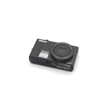 Load image into Gallery viewer, Nikon Coolpix P300 [digital camera]

