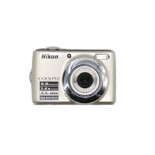 Load image into Gallery viewer, Nikon Coolpix L21 [digital camera]

