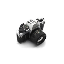 Load image into Gallery viewer, Canon AE-1 w/ 50mm F1.4
