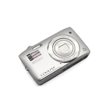 Load image into Gallery viewer, Nikon Coolpix S3500 [digital camera]

