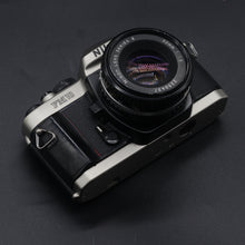 Load image into Gallery viewer, Nikon FM10 w/50mm f1.8
