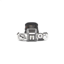 Load image into Gallery viewer, Minolta X-70 w/ 50mm f2 lens
