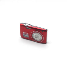 Load image into Gallery viewer, Nikon Coolpix S3100 [digital camera]
