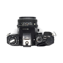 Load image into Gallery viewer, Ricoh KR5 Super II w/ 50mm f1.7
